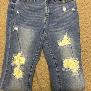 Judy Blue Blue Boyfriend Jeans with Lemon Accents